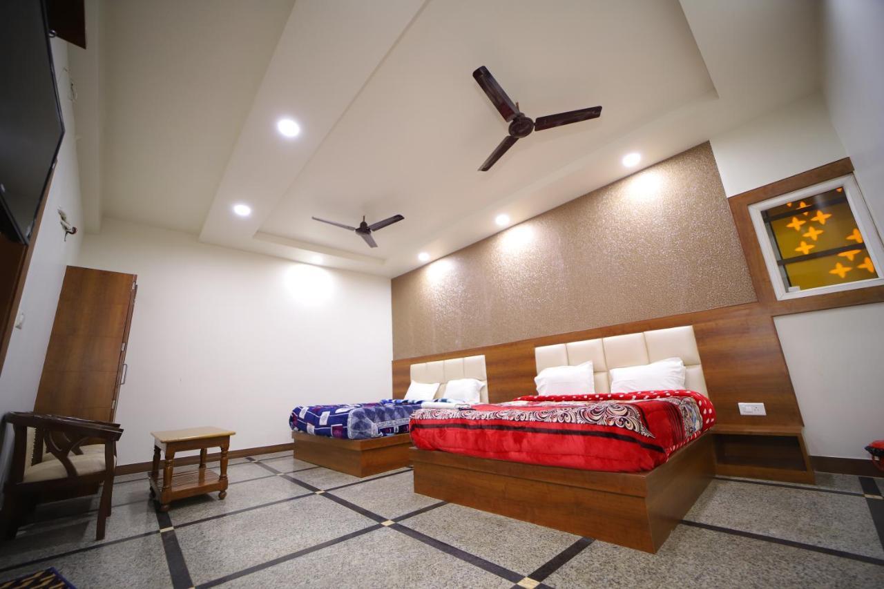 Royal Phoenix 3*